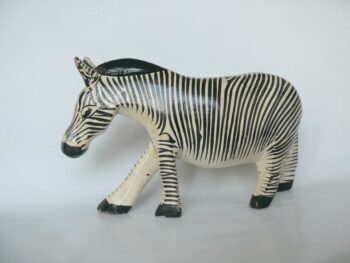 konžský přírodní suvenýr - dřevěná figurka zebry